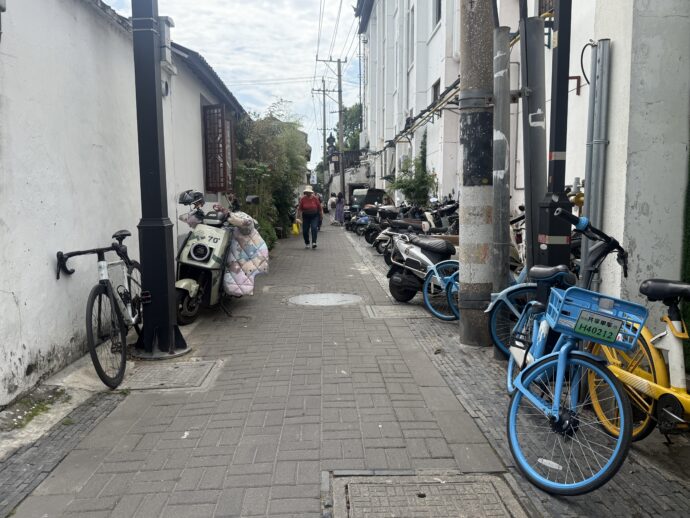 平江路の裏通り