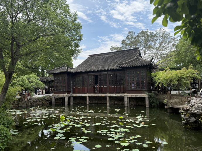 十八曼陀罗花馆