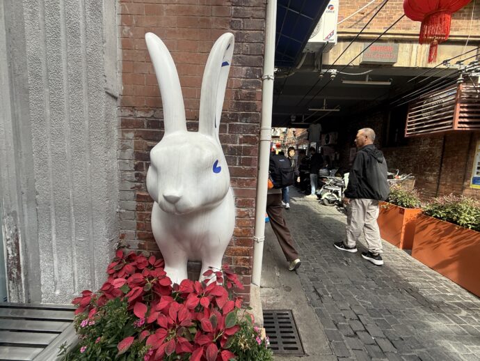 うさぎのモニュメント