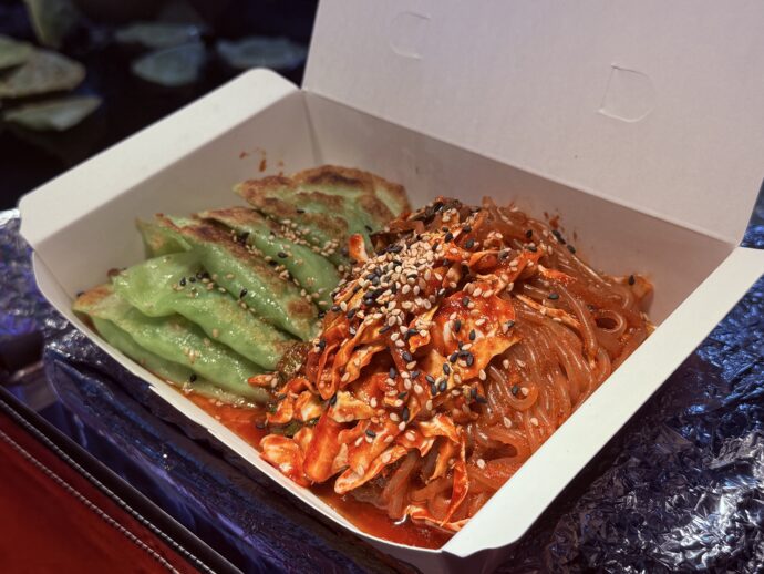 餃子と焼きそばセット