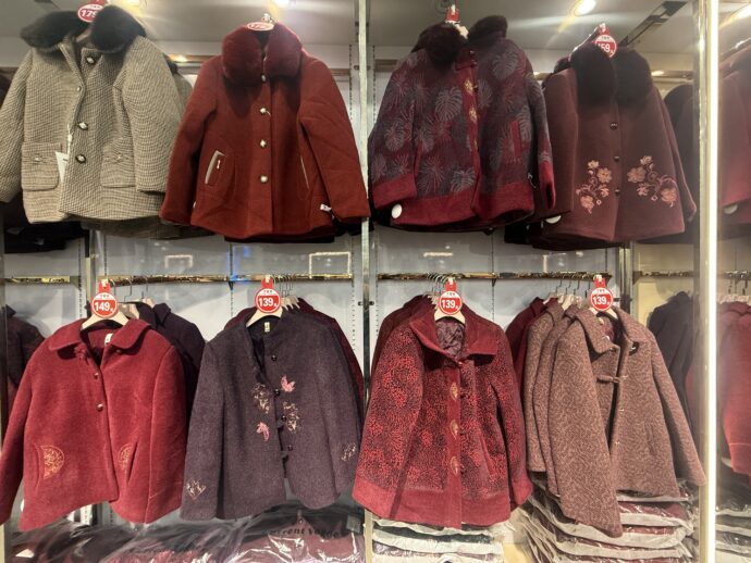 国っぽい普通服