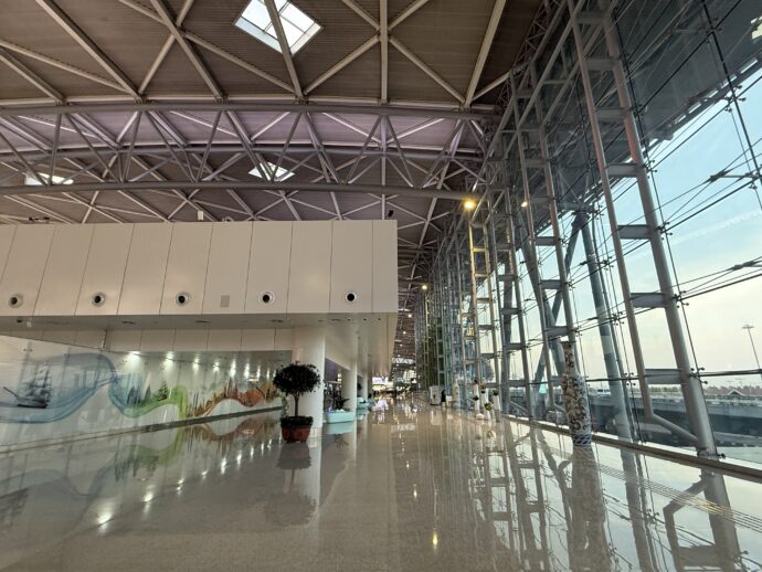 済南遥墻国際空港通路