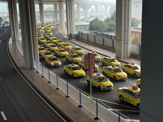 タクシーの行列