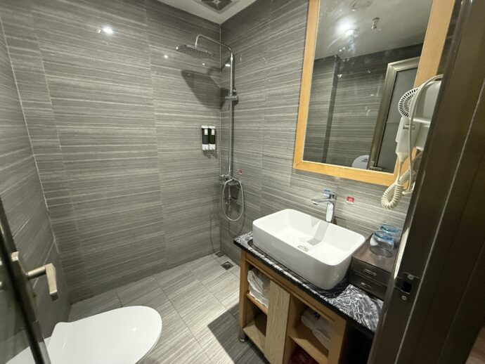 シャワールーム