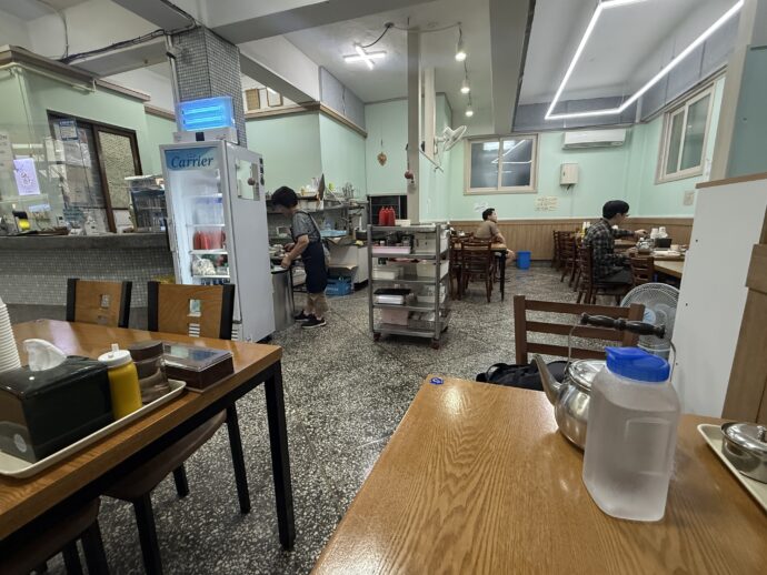 釜山安麺屋店内の様子