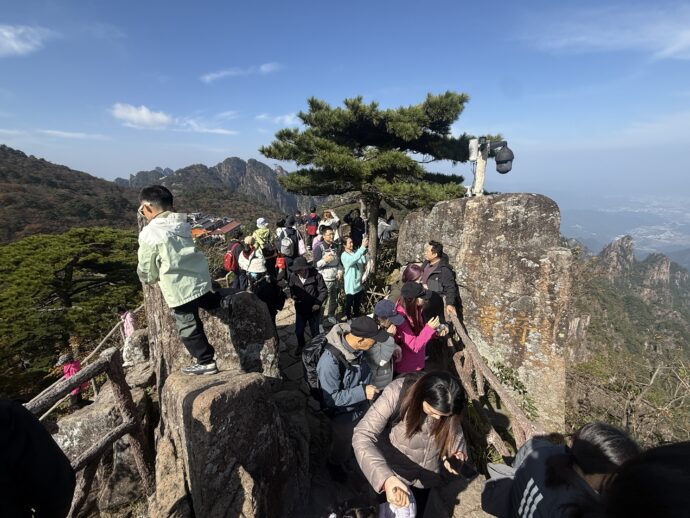 混雑する始信峰