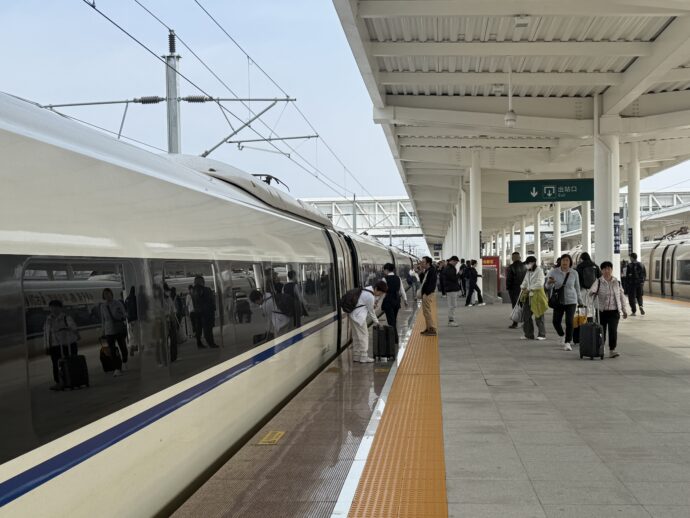 黄山北駅ホーム