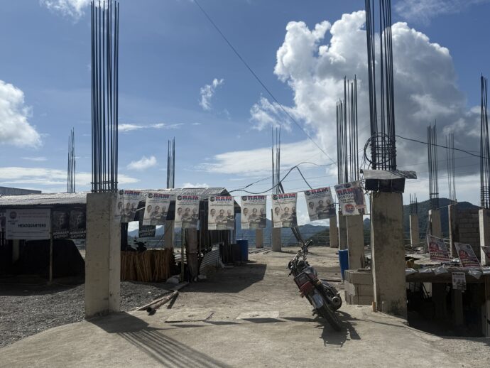 建設中の家の梁