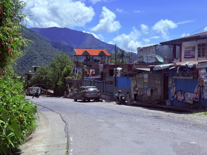 バナウェの道路