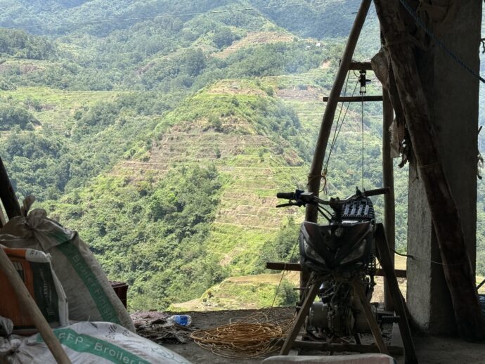 機械の奥にあるライステラス