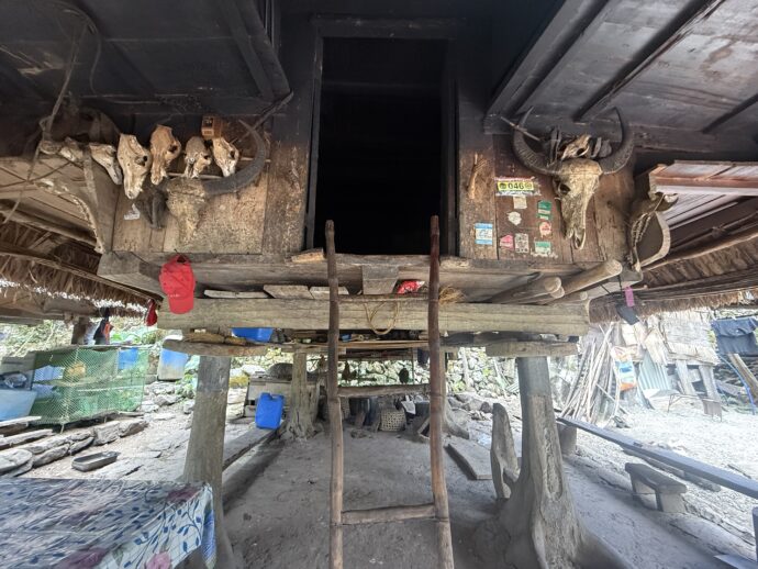 民族住居への階段