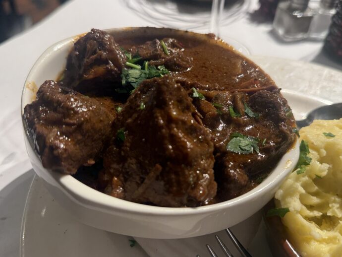 牛肉のブルギニヨン