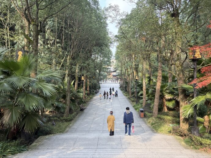 宝頂山石刻への通路