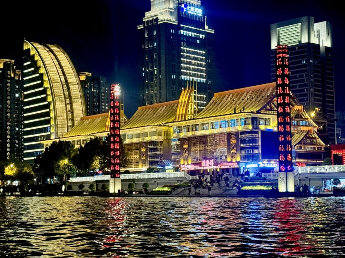 天津のライトアップ