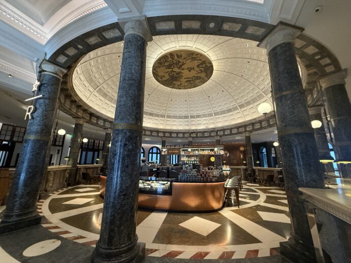 巴克臻选-天津恒隆广场旗舰店