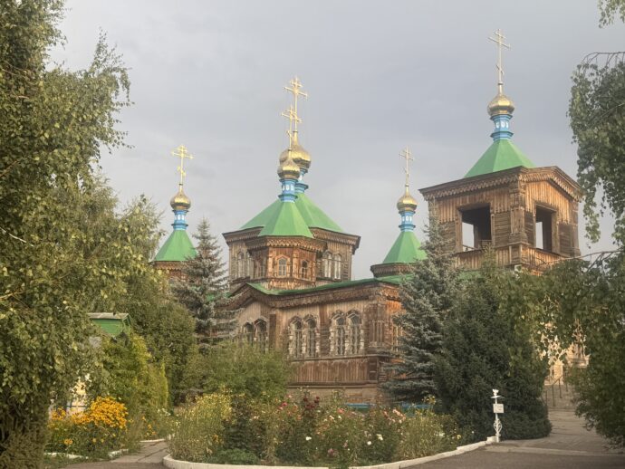 カラコルの教会