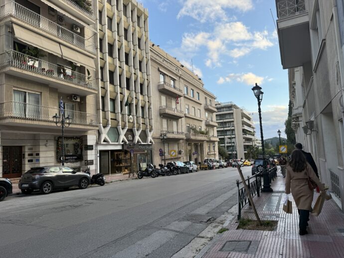 コロナキ地区の大通り