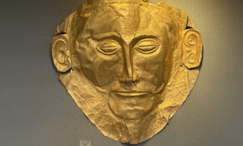 アガメムノンの黄金のマスク