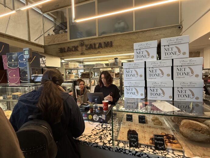 The Black Salami Microbakeryの店内