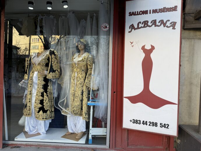 ドレスショップ