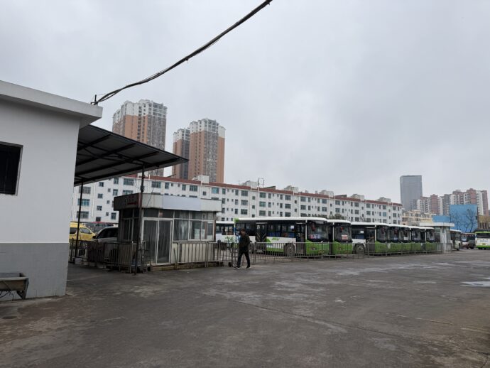 昆明のバスターミナル