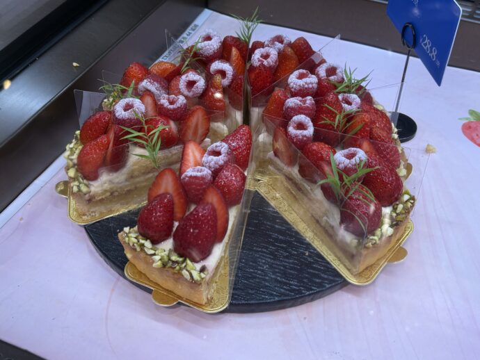 中国のおしゃれなイチゴケーキ