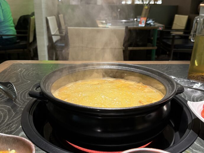 きのこ鍋の完成待ち