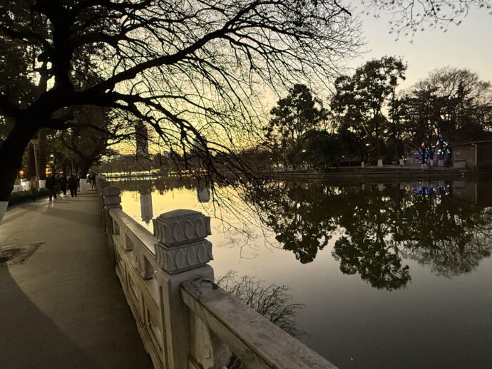 夕暮れの翠湖公園