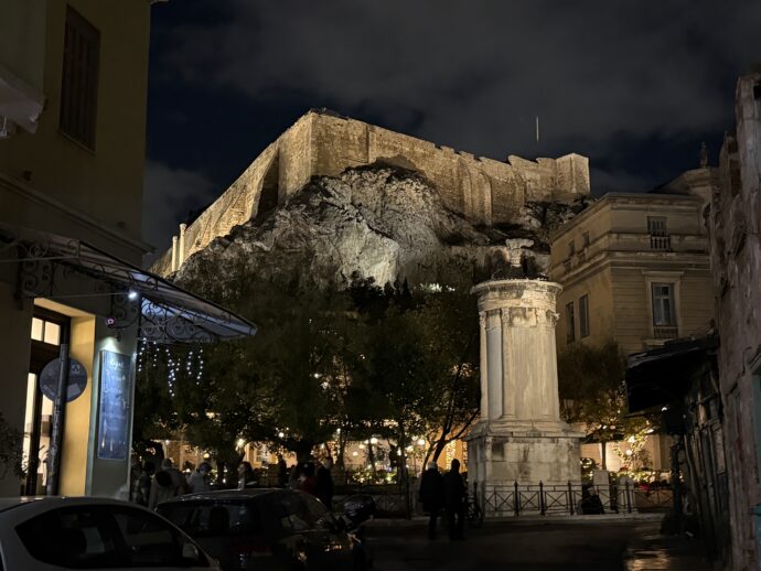 ライトアップされたパルテノン神殿