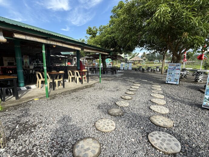 カグサワ遺跡内のカフェ