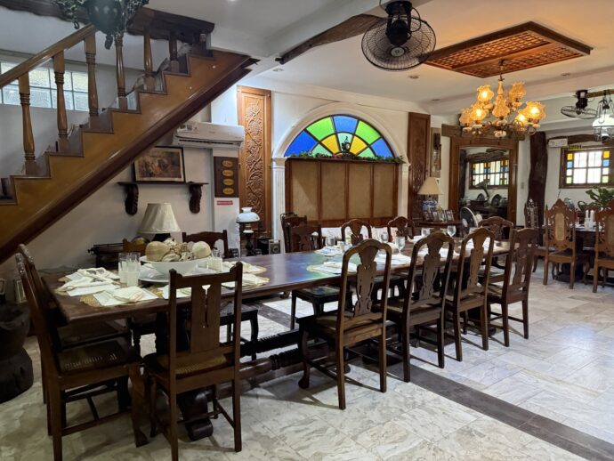 大人数用テーブル