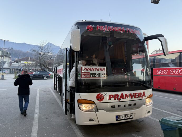 プリシュティナ方面のバス