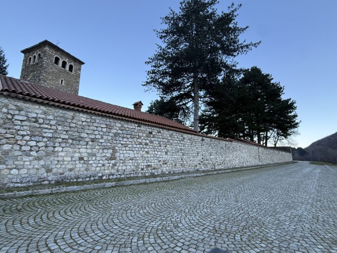 ペーチ総主教修道院の塀