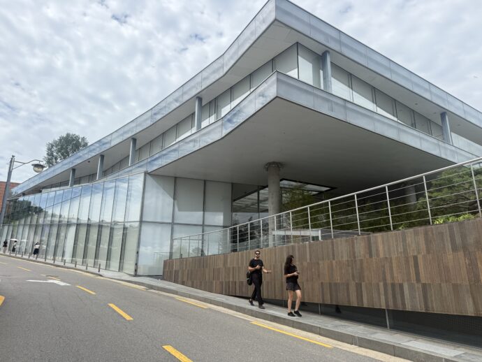 リウム美術館の外観