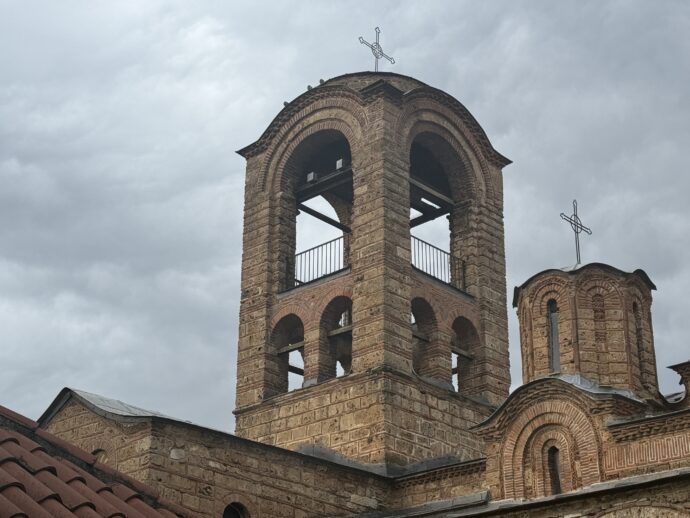 リェヴィシャの生神女教会の鐘楼