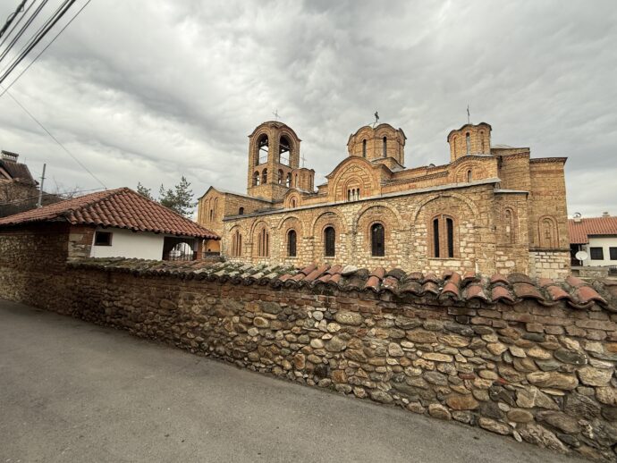 リェヴィシャの生神女教会の外観