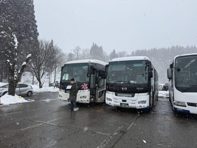 白川郷の駐車場