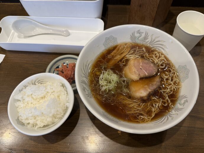 甚五郎らーめんと白飯