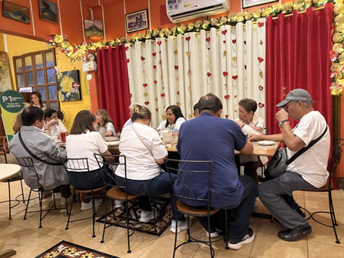 Small Talk Caféの店内