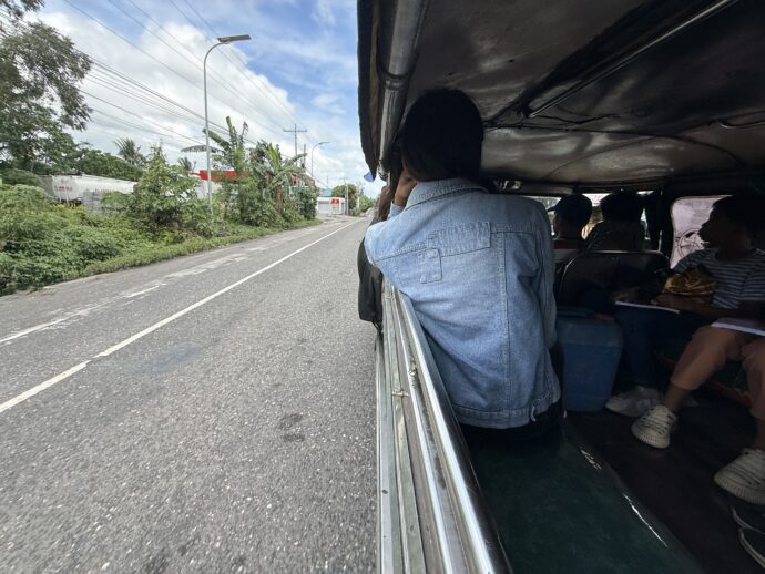 ジプニーから風