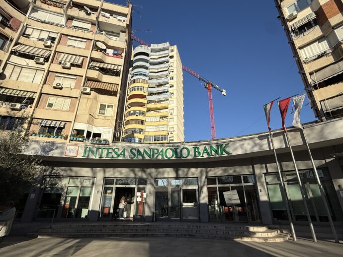 スーパーマーケット