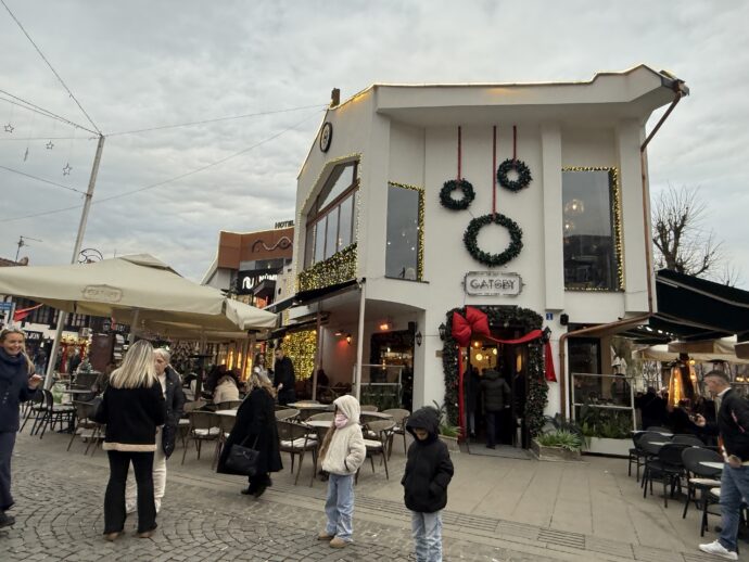 シャデルヴァン広場