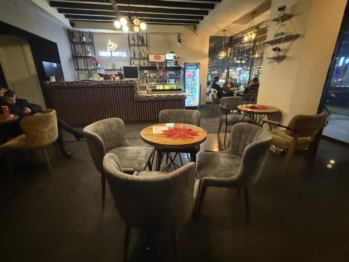 コーヒーショップの店内