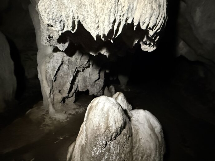 ホヨップ＝ホヨパーン・ケーブの鍾乳洞