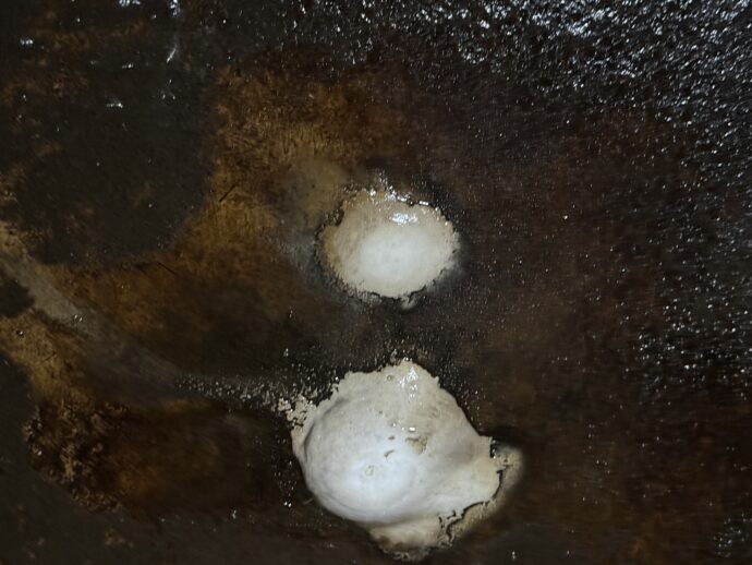 水滴でできた窪み