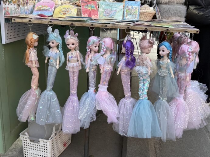 人魚みたいなドレスの人形