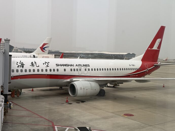 上海浦東国際空港に到着した飛行機
