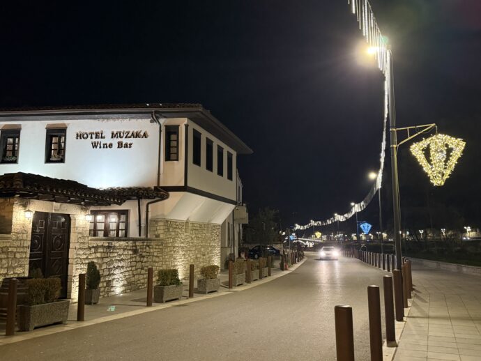 川沿いの遊歩道