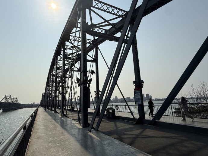 鴨緑江断橋