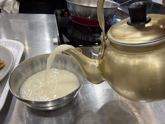 夜間のマッコリ